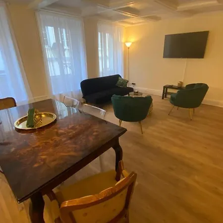 Esprit Coco, 130m2 De Charme Unique Au Coeur De *