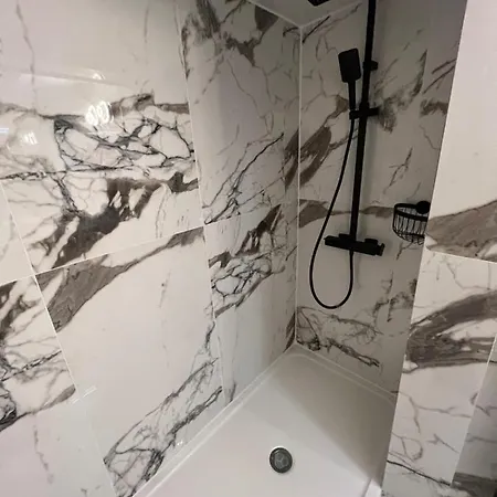 Apartamento De Charme 6 Pers Avec Jacuzzi & Sauna Privatifs Au Coeur De - Esprit Coco *