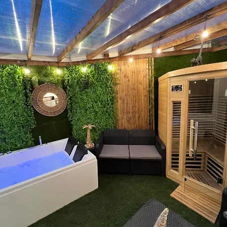 De Charme 6 Pers Avec Jacuzzi & Sauna Privatifs Au Coeur De - Esprit Coco Apartamento