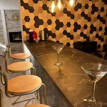 Apartamento De Charme 6 Pers Avec Jacuzzi & Sauna Privatifs Au Coeur De - Esprit Coco Mulhouse