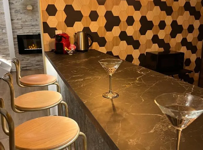 아파트 De Charme 6 Pers Avec Jacuzzi & Sauna Privatifs Au Coeur De - Esprit Coco 뮐루즈