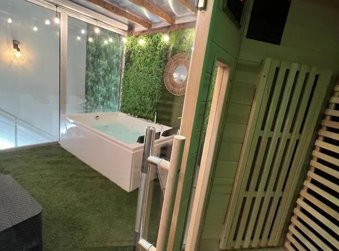 De Charme 6 Pers Avec Jacuzzi & Sauna Privatifs Au Coeur De - Esprit Coco *